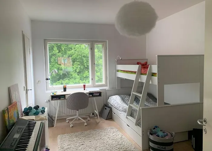 Apartment Scandinavian With Fireplace Helsinki